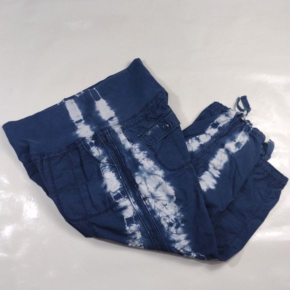 Calvin Klein Performance Tie Dye Capris - Picture 2 of 14